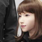 日本は恐ろしい‥人間そっくりに会話する日本の人型ロボット・エリカをみた海外の反応